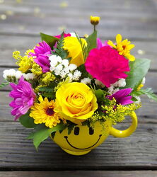 Summer Smiles from Rose Garden Florist in Barnegat, NJ
