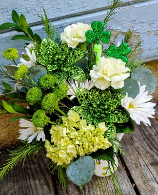 Sparkling Shamrock from Rose Garden Florist in Barnegat, NJ