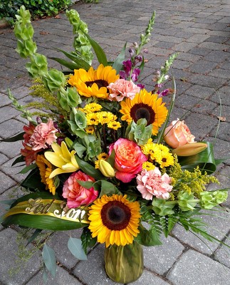 Warm Remembrance  from Rose Garden Florist in Barnegat, NJ